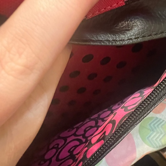 2011 Hello Kitty Loungefly Duffle Bag - Picture 6 of 8